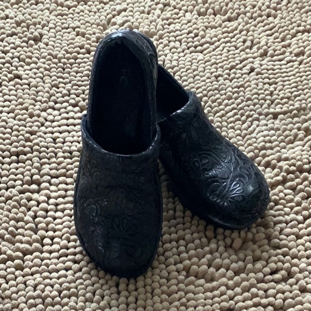 b.o.c. Black  Slip-On Leather